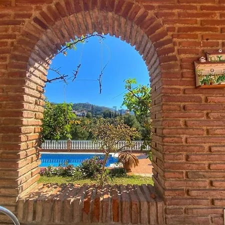Aroha - Huge Villa, Sea Views & 2 Pools Frigiliana