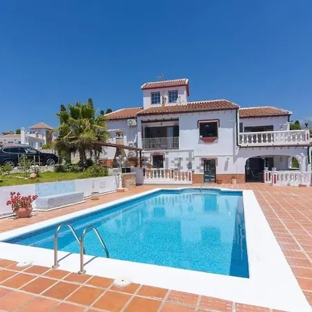 Villa Aroha - Huge Villa, Sea Views & 2 Pools Frigiliana