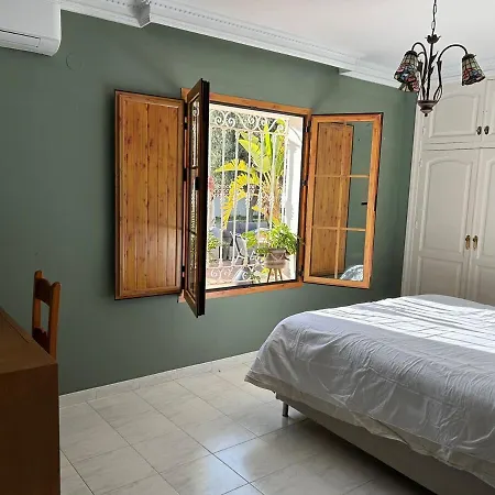 Aroha - Huge Villa, Sea Views & 2 Pools * Frigiliana