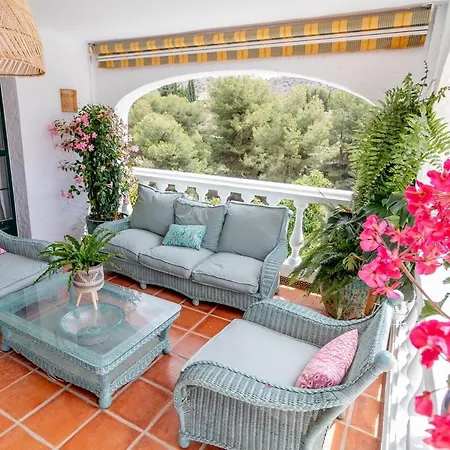 Aroha - Huge Villa, Sea Views & 2 Pools Frigiliana