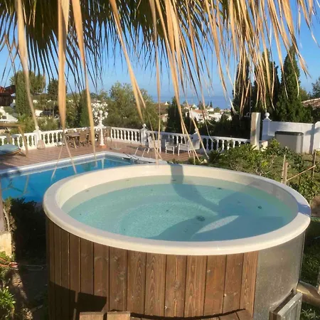 Aroha - Huge Villa, Sea Views & 2 Pools * Frigiliana